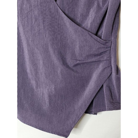 New York and Company Purple and White Stripe Blouse Size Med. Work Day Essential - Picture 5 of 7